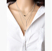 Load image into Gallery viewer, Elegant Metal Necklace