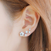 Load image into Gallery viewer, Crystal Flower Earrings