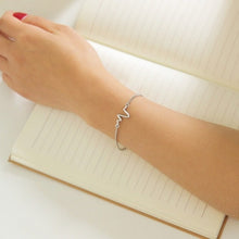 Load image into Gallery viewer, Open Arrow Bracelet